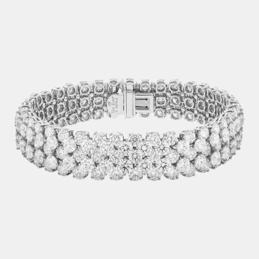 Bracelet A Cheval Van Cleef & Arpels en platine, diamant 36.82ct