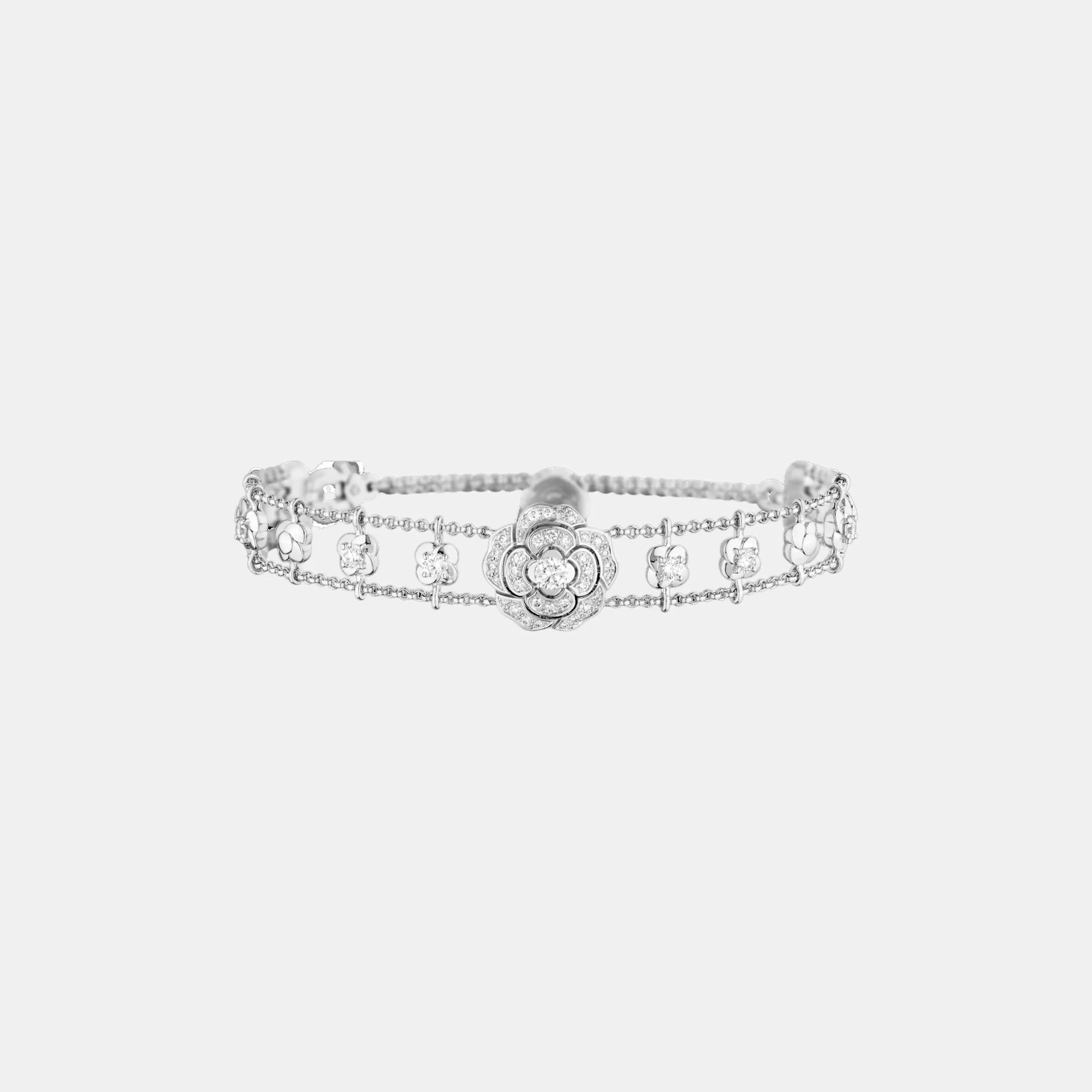 Bracelet Camélia Chanel en or blanc, diamant