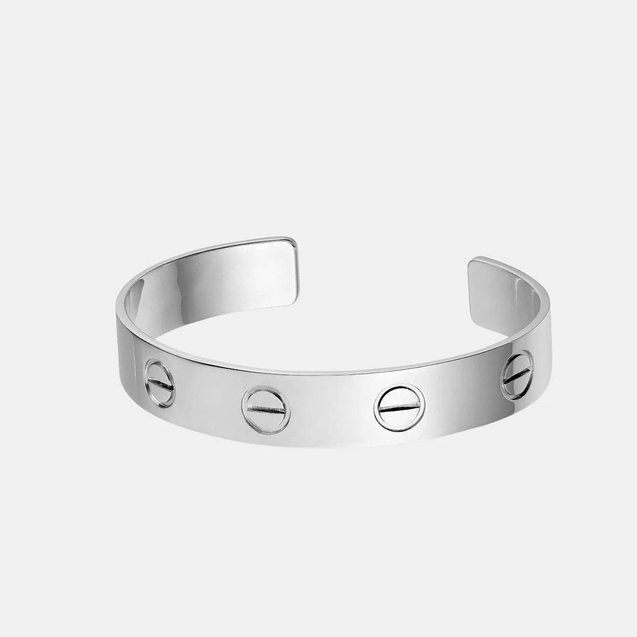 Bracelet Love Cartier en or gris, largeur 9 mm — photographie du modèle, cote d’occasion GOLDMARKET