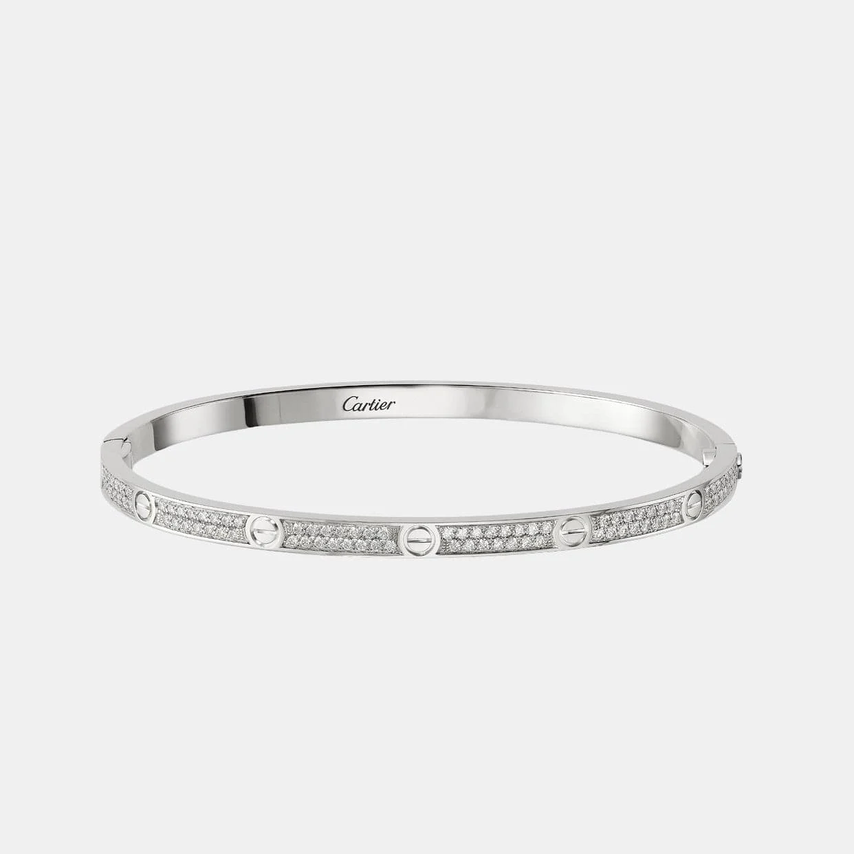 Bracelet Love Cartier petit modèle en or gris, pavé — photographie du modèle, cote d’occasion GOLDMARKET