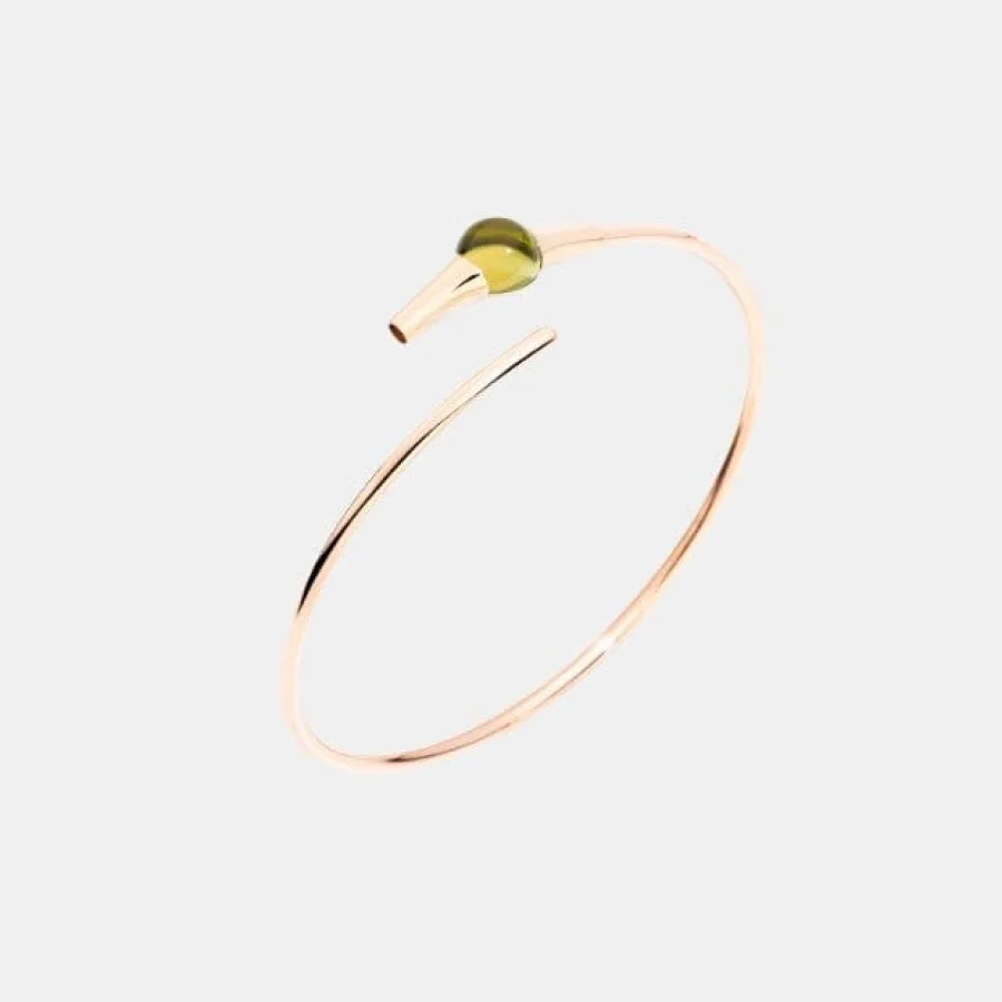 Bracelet M'Ama Non M'Ama Pomellato en or rose, péridot 1.6ct — photographie du modèle, cote d’occasion GOLDMARKET