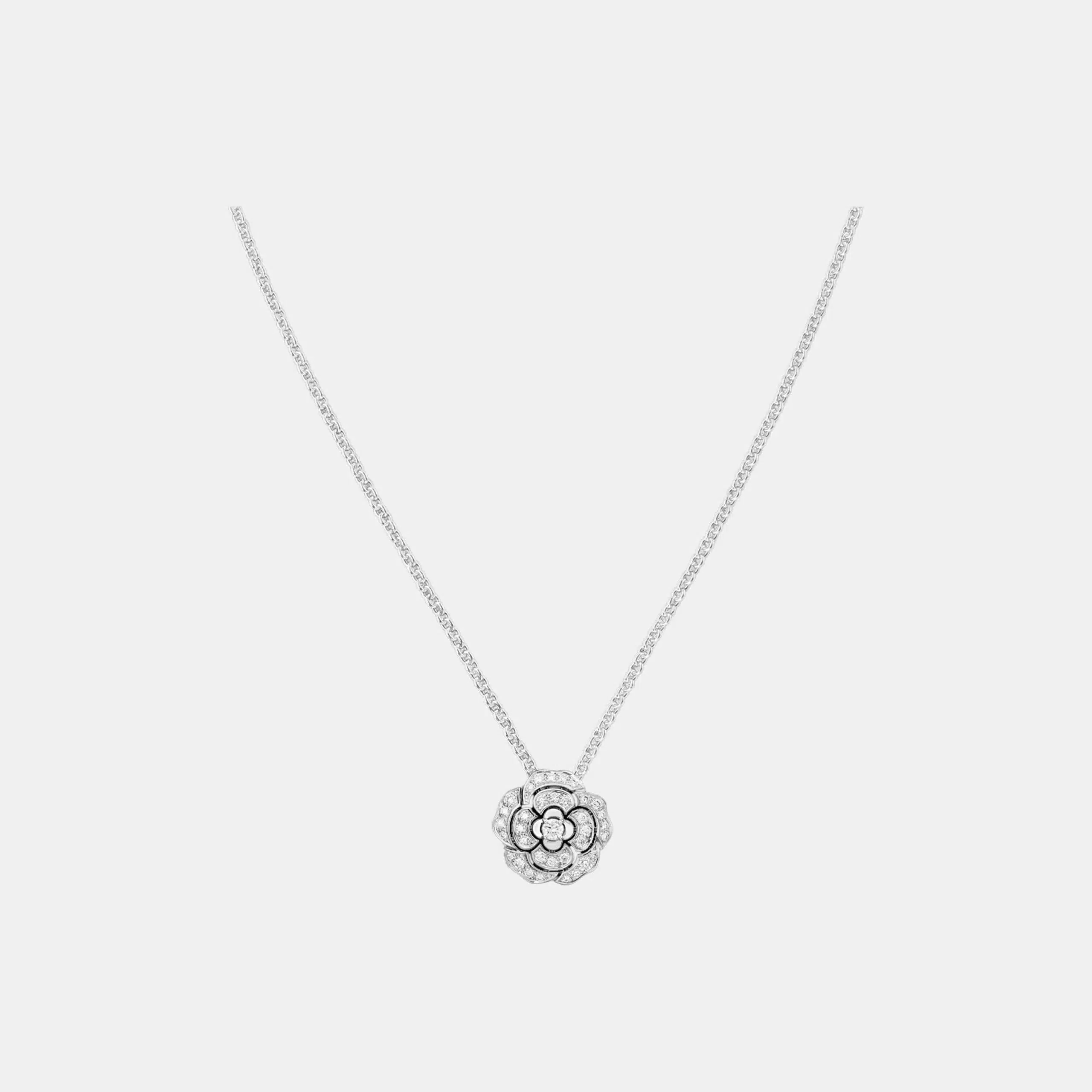 Collier Camélia Chanel en or blanc, diamant