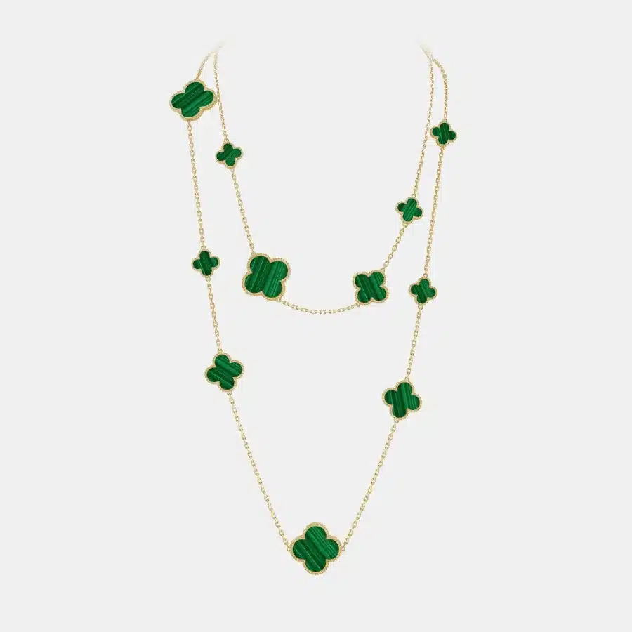Collier Magic Alhambra Van Cleef & Arpels en or jaune, malachite 16 morifs — photographie du modèle, cote d’occasion GOLDMARKET