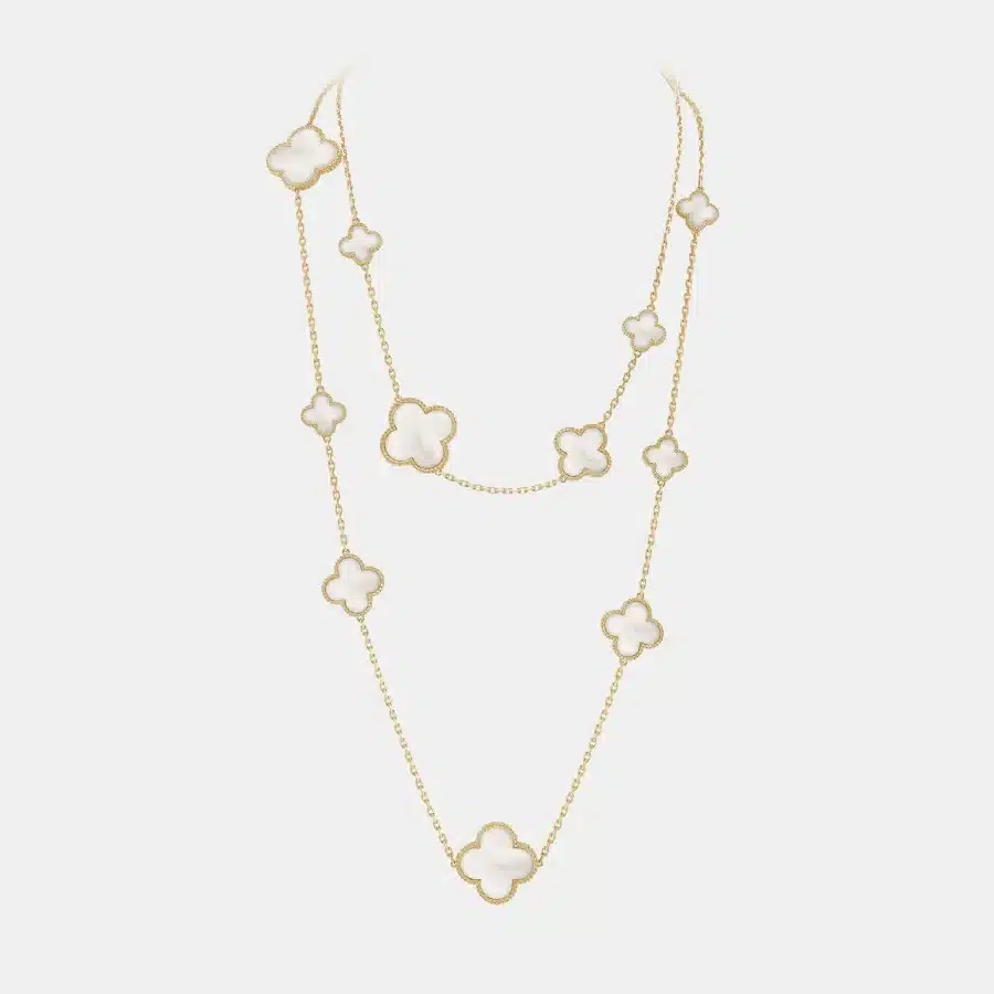 Collier Magic Alhambra Van Cleef & Arpels en or jaune, perle 16 motifs — photographie du modèle, cote d’occasion GOLDMARKET
