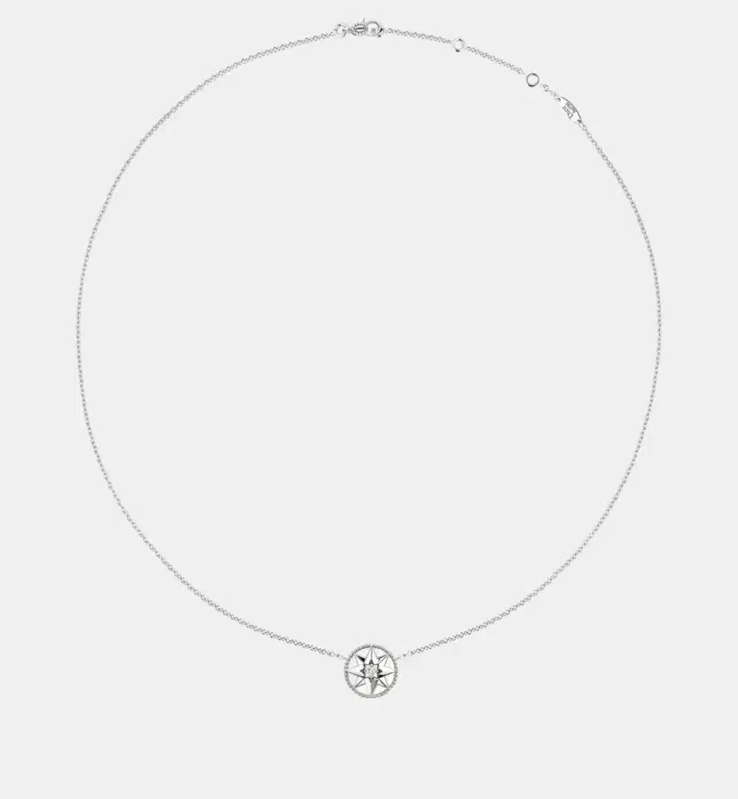 Collier Rose des Vents Dior en or blanc, diamant 0.045 ct — photographie du modèle, cote d’occasion GOLDMARKET