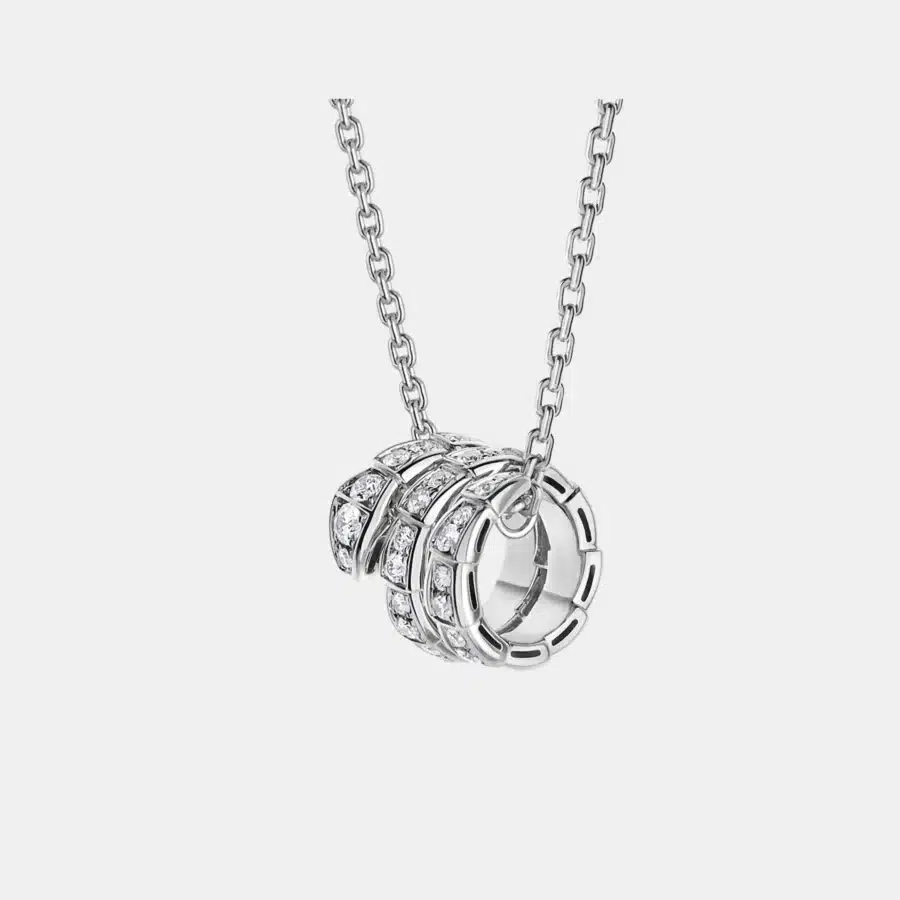 Collier Serpenti Viper Bulgari en or blanc, diamant 0.63ct — photographie du modèle, cote d’occasion GOLDMARKET