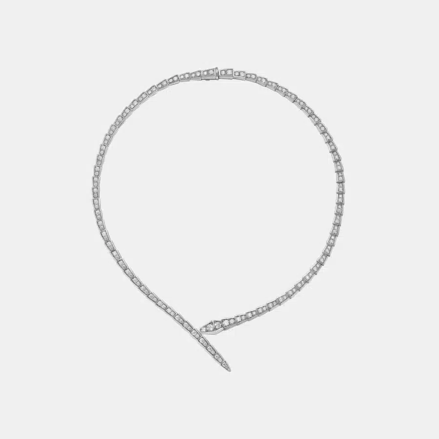 Collier Serpenti Viper Bulgari en or blanc, diamant 4.99ct — photographie du modèle, cote d’occasion GOLDMARKET