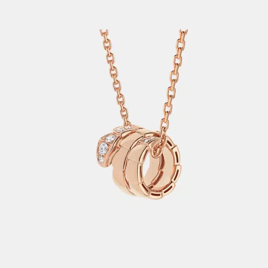 Collier Serpenti Viper Bulgari en or rose, diamant 0.13ct — photographie du modèle, cote d’occasion GOLDMARKET