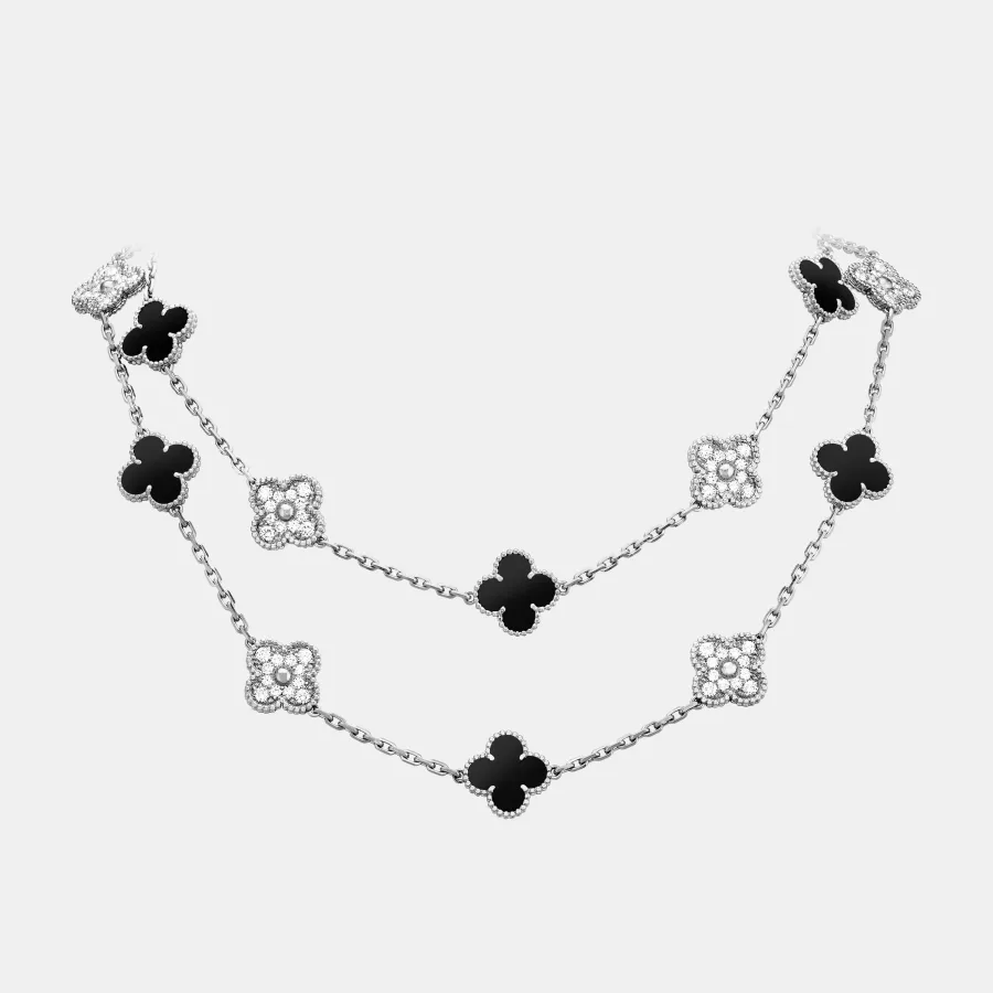Collier Vintage Alhambra Van Cleef & Arpels en or blanc, diamant 20 motifs — photographie du modèle, cote d’occasion GOLDMARKET