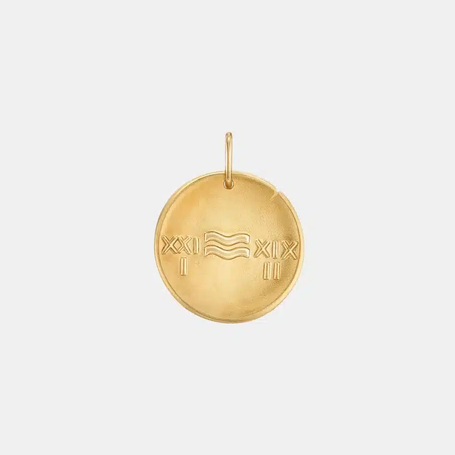 Pendentif Zodiaque Van Cleef & Arpels en or jaune, aquarius — photographie du modèle, cote d’occasion GOLDMARKET