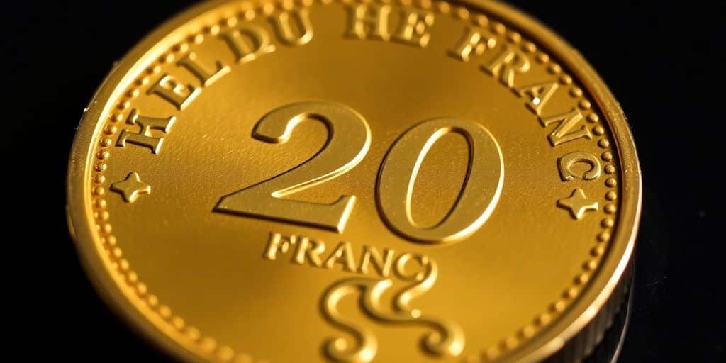 Pièce d'or de 20 francs suisses brillante.